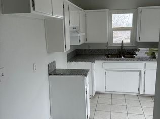 1601 21st Ave APT 4, Kingsburg, CA