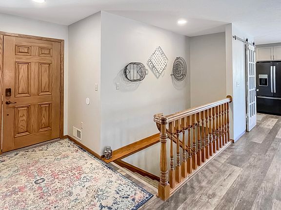 5th image of 1880 Meadowlark Ln
