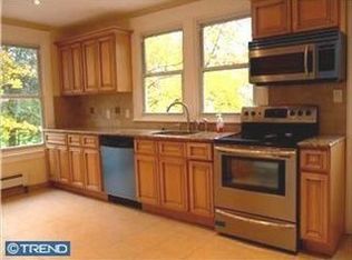97 W 3rd Ave, Collegeville, PA 19426