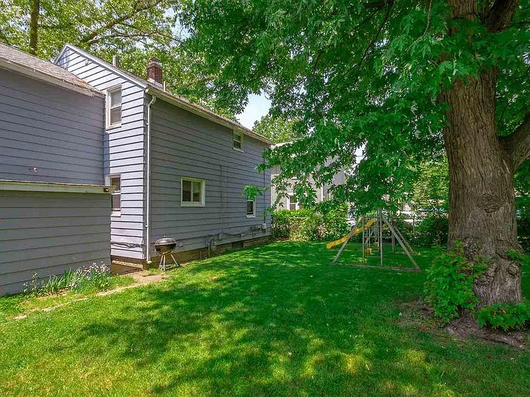 1014 Stanfield St — Photo 29