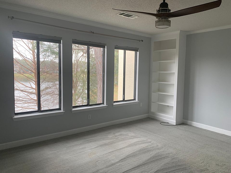 1st image of 108 Southlake Ct #108