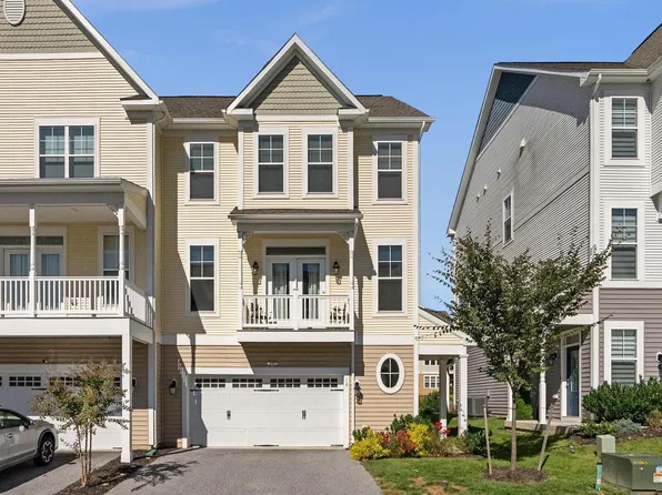 10 Greensborough Rd, Reisterstown, MD 21136
