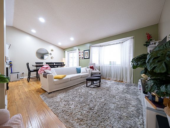 Upstairs Family Room