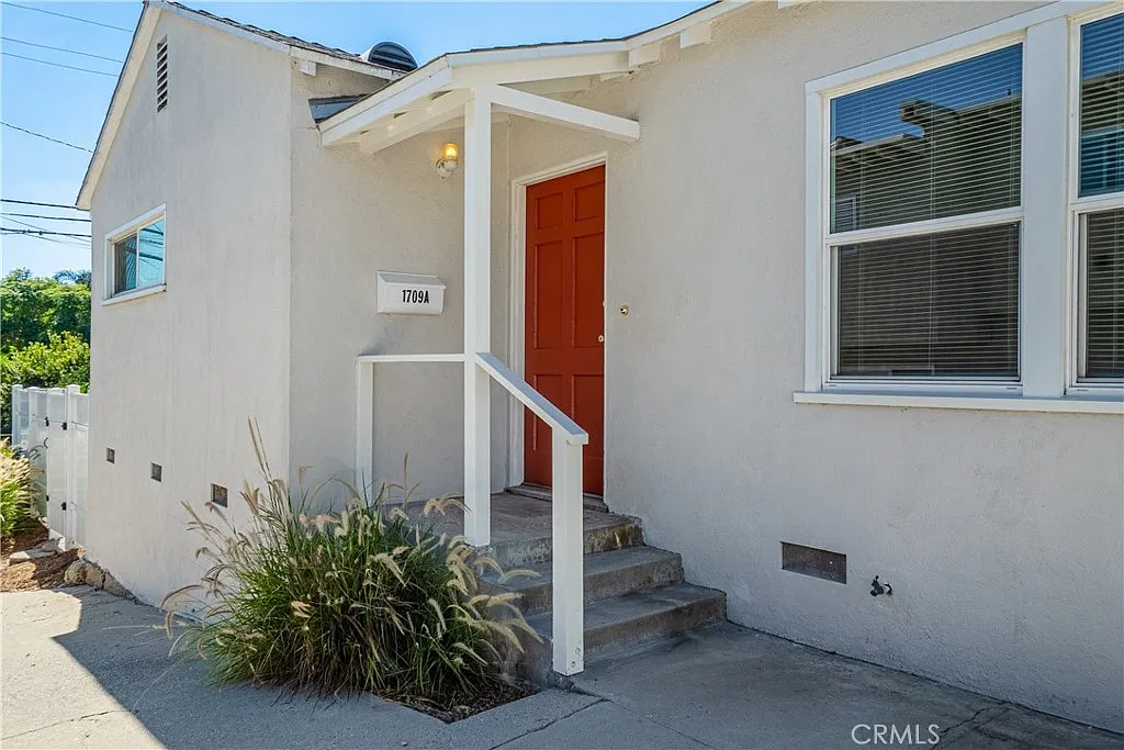 2 bed, 890 sqft, $3,400 — Photo 3