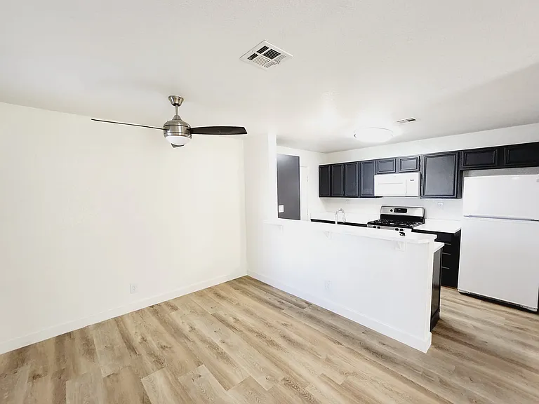 2617 S Durango Dr #1 — Photo 16
