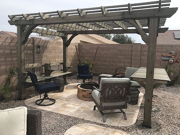 Pergula and fire pit