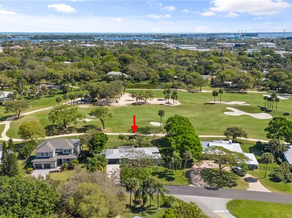 2506 Fairway Dr, Vero Beach, FL 32960