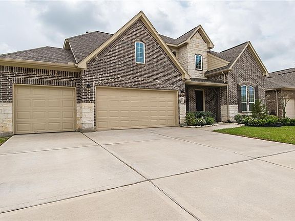 3rd image of 31903 Cary Douglas Dr