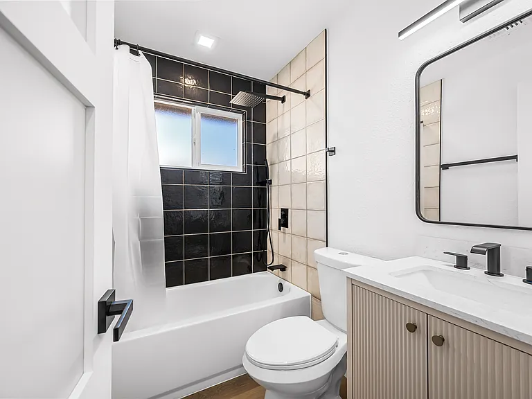 3518 E Montecito Ave #1 — Photo 11