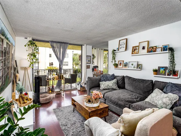3500 Blue Lake Drive #202, Pompano Beach, FL 33064