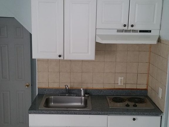 4th image of 1501 E Hunting Park Ave #1