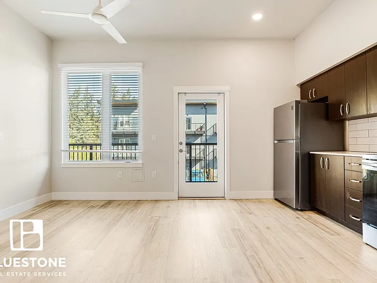 Brookside Apartments — Photo 13