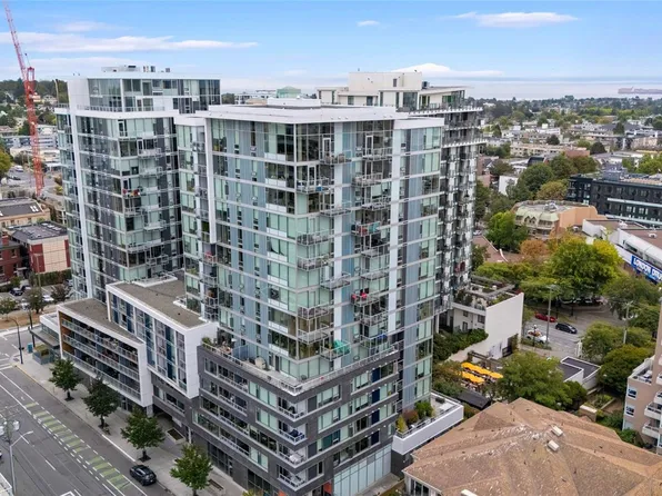 989 Johnson St #801, Victoria, BC V8V 0E3