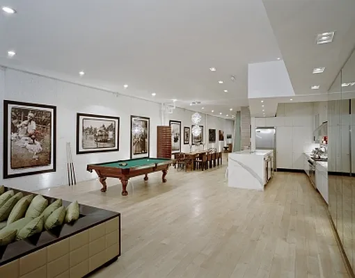 Sold by Citi Habitats | media 95