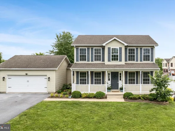 93 Saccharin Ln, Bunker Hill, WV 25413