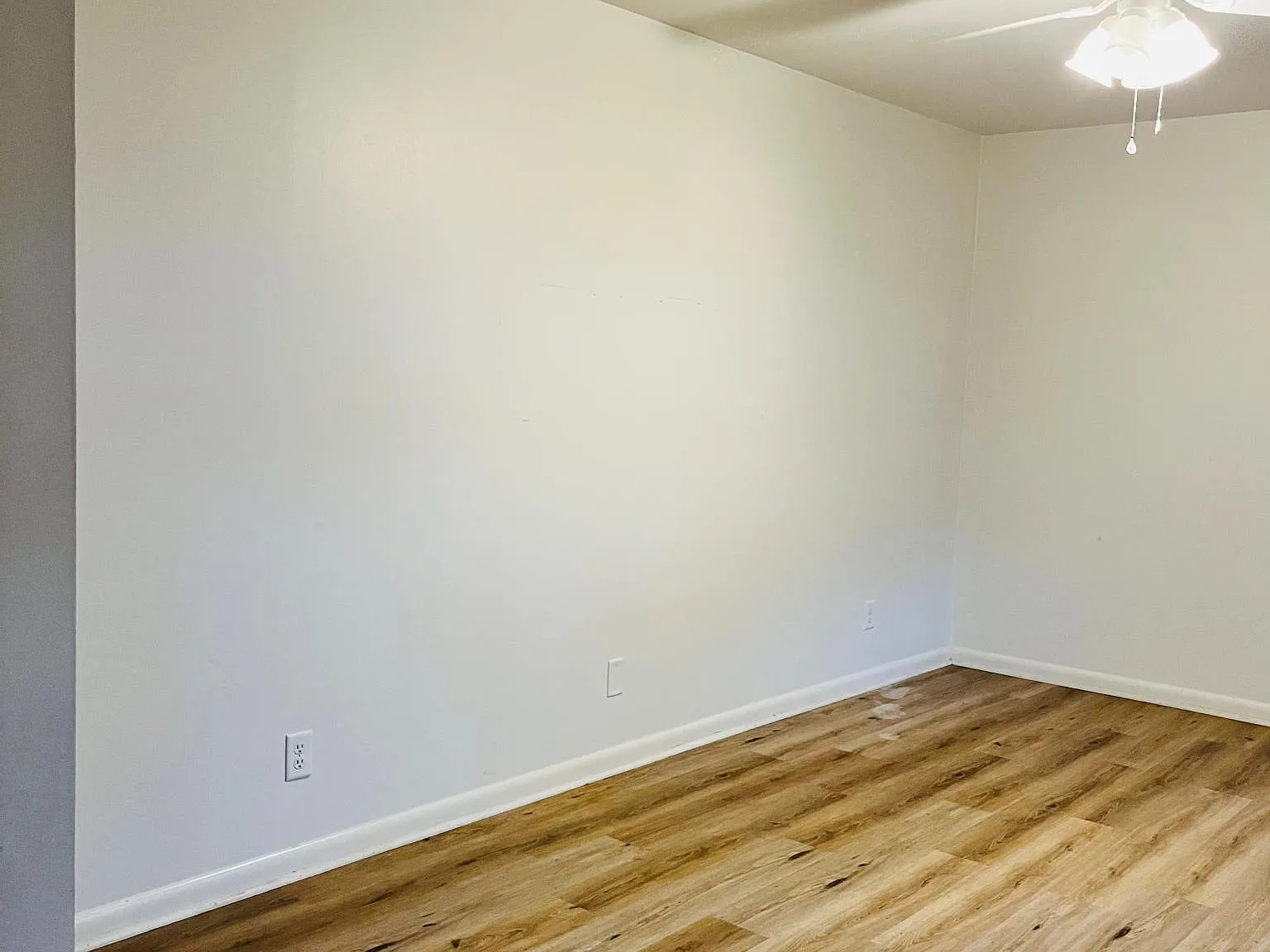 3 bed, 1410 sqft, $1,350 — Photo 3