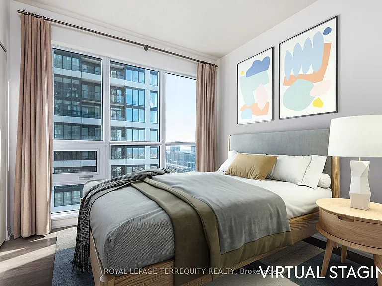 49 E Liberty St #1802 — Photo 24