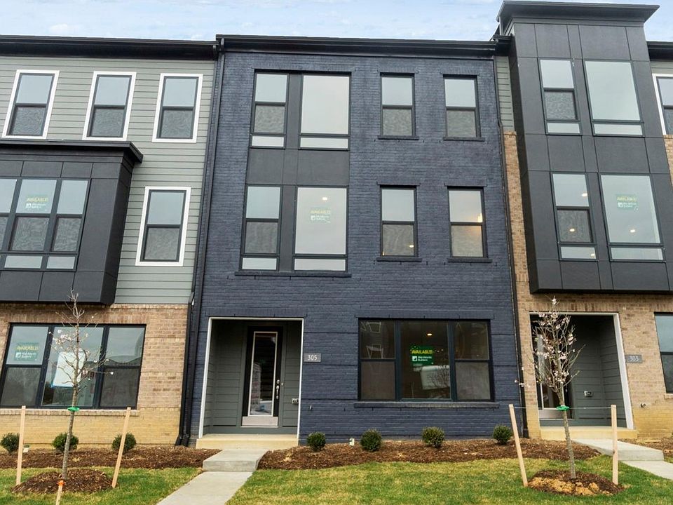 1st image of 305 Summit Point Blvd
