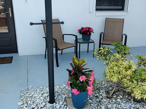 3620 Cardinal Blvd #50, Daytona Beach, FL 32118