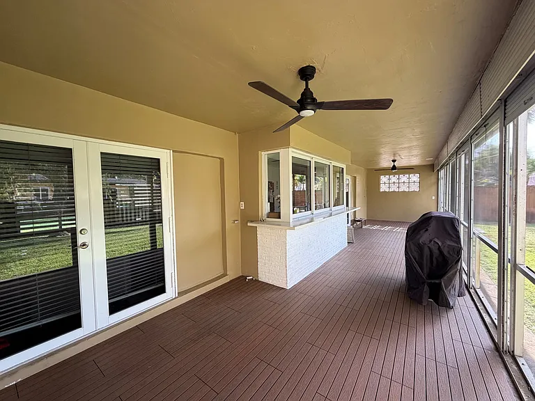 8907 SW 49th Ct — Photo 31