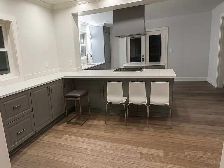 612 Adluh St — Photo 11