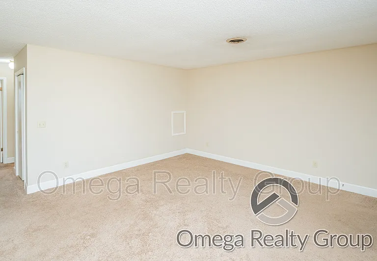 1807 Gamble Ave #8 — Photo 8