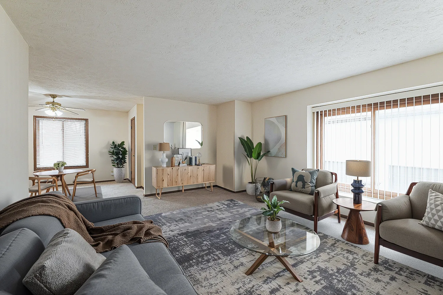 3 bed, 1792 sqft, $1,879 — Photo 1