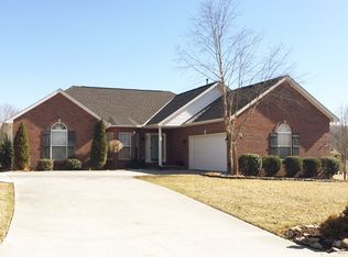 1200 Paxton Dr, Knoxville, TN 37918