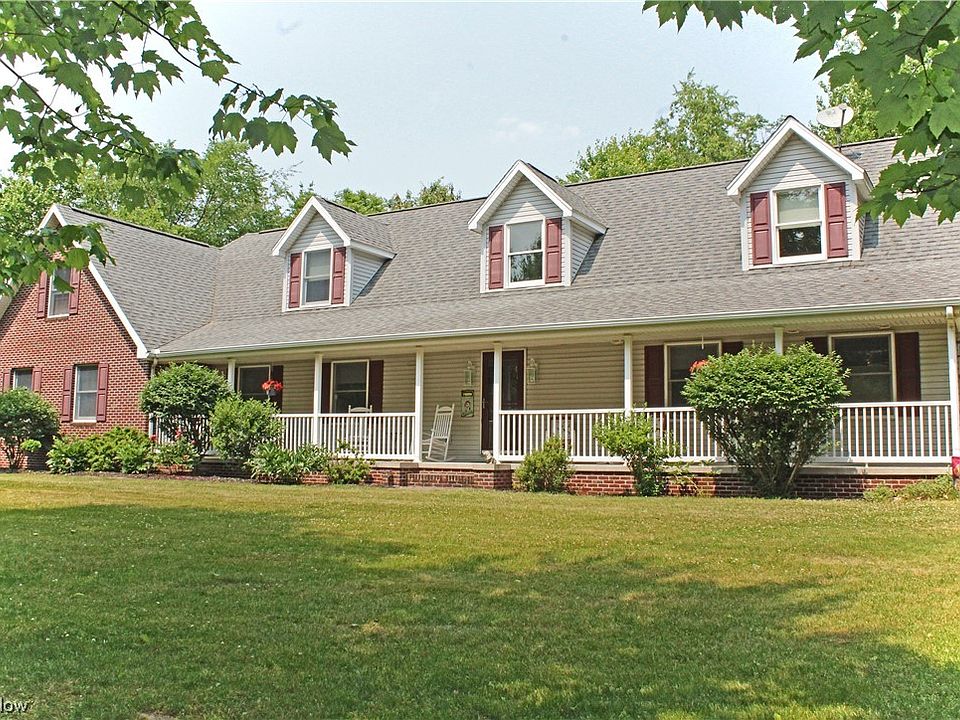 1st image of 574 Bryden Ln