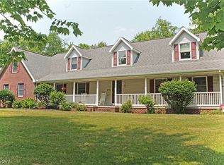 574 Bryden Ln, Weirton, WV