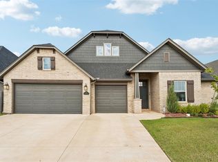 2317 E Preserve Edge Dr, Edmond, OK 73034