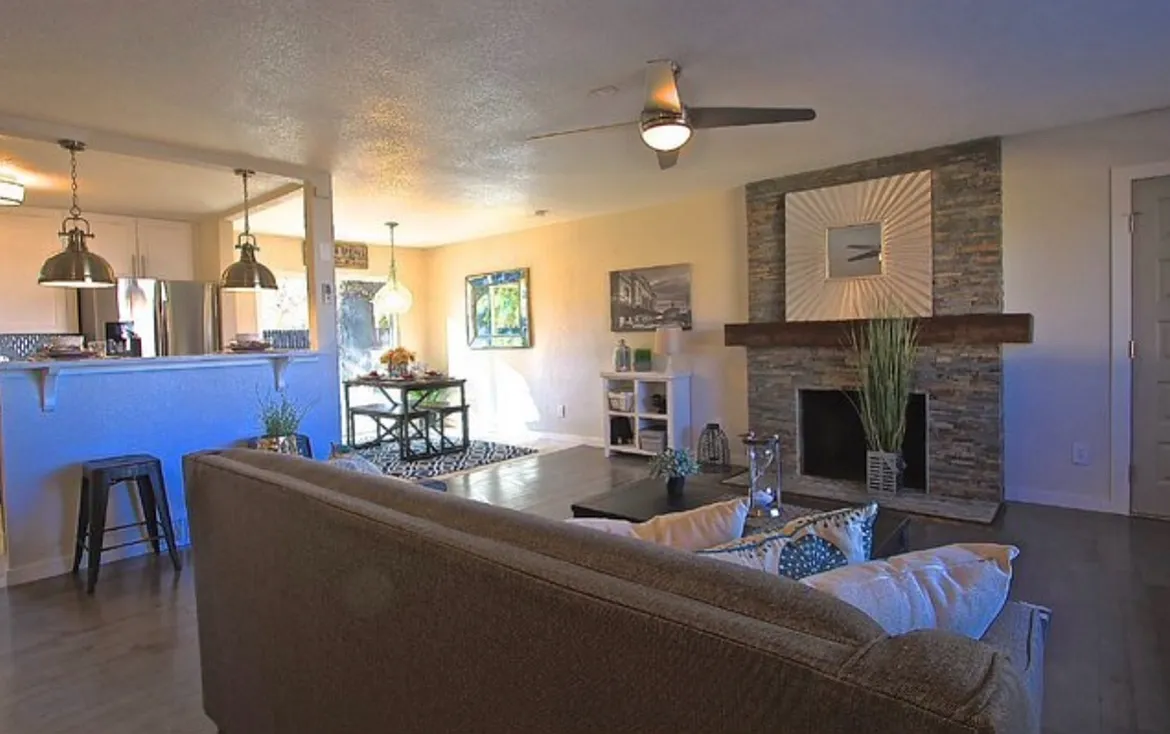 W Vine Dr, Fort Collins — Photo 4