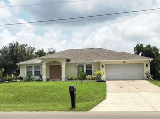 704 SW 1st St, Cape Coral, FL 33991