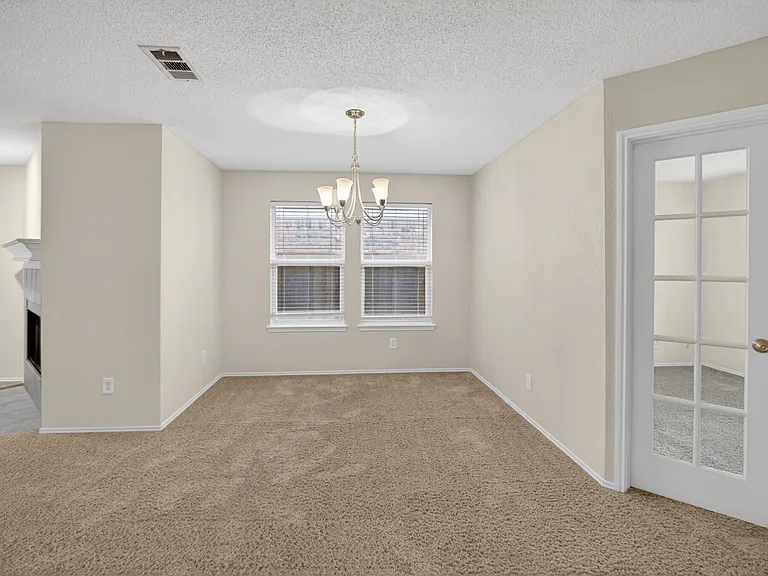 4022 Cedar Elm Ln — Photo 18