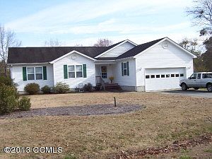 1st image of 400 Crestwood Dr