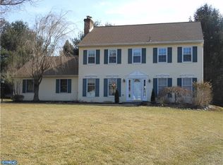 1452 Hancock Ln, Chesterbrook, PA 19087