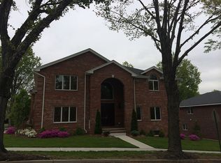 600 Abbott Ave, Ridgefield, NJ 07657