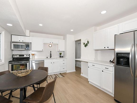 5th image of 5400 West Dean ROAD