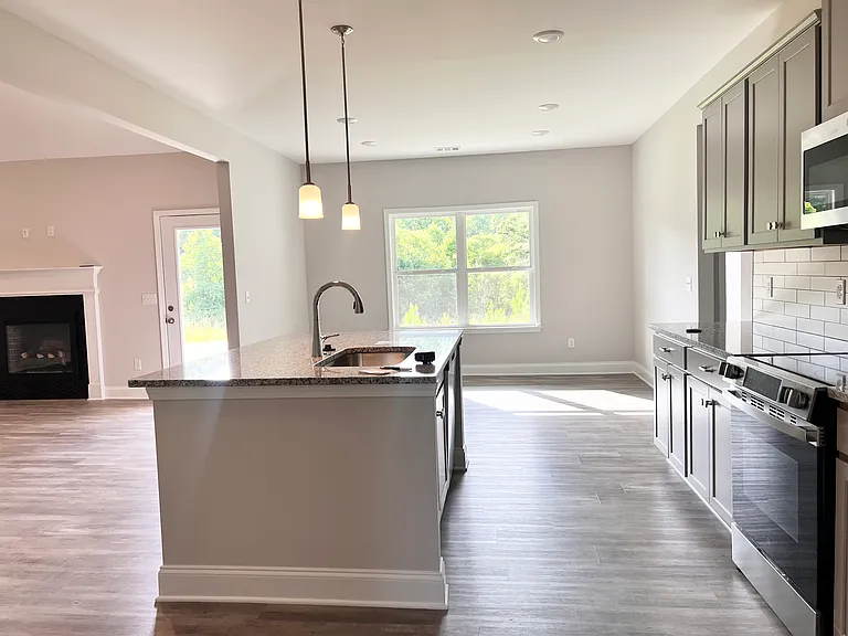 8024 Climbing Ivy Ct — Photo 9