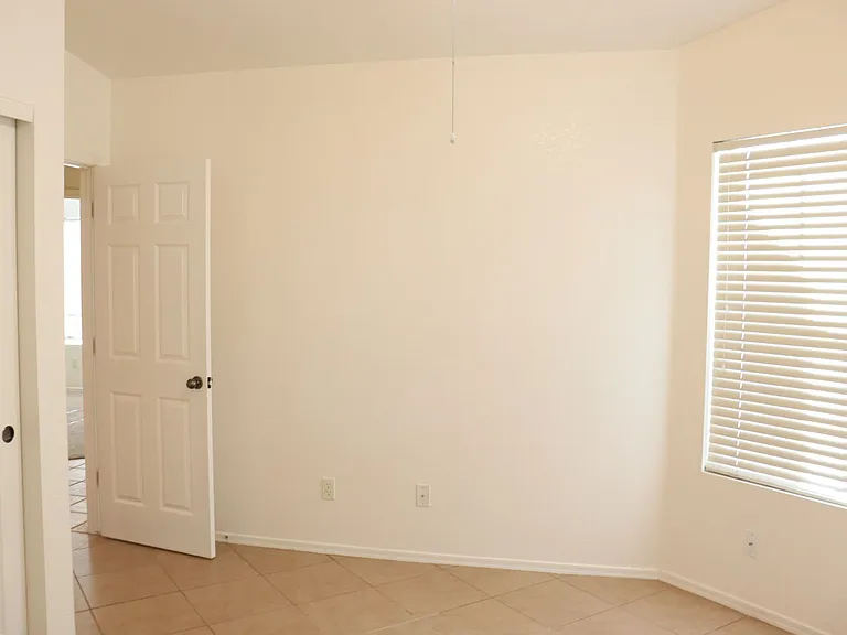 3357 Plaza Candida — Photo 21