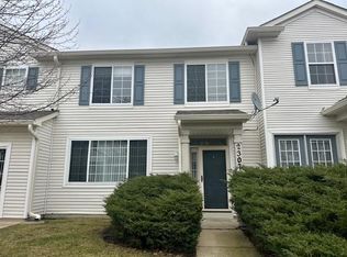 2307 Reflections Dr, Aurora, IL 60502