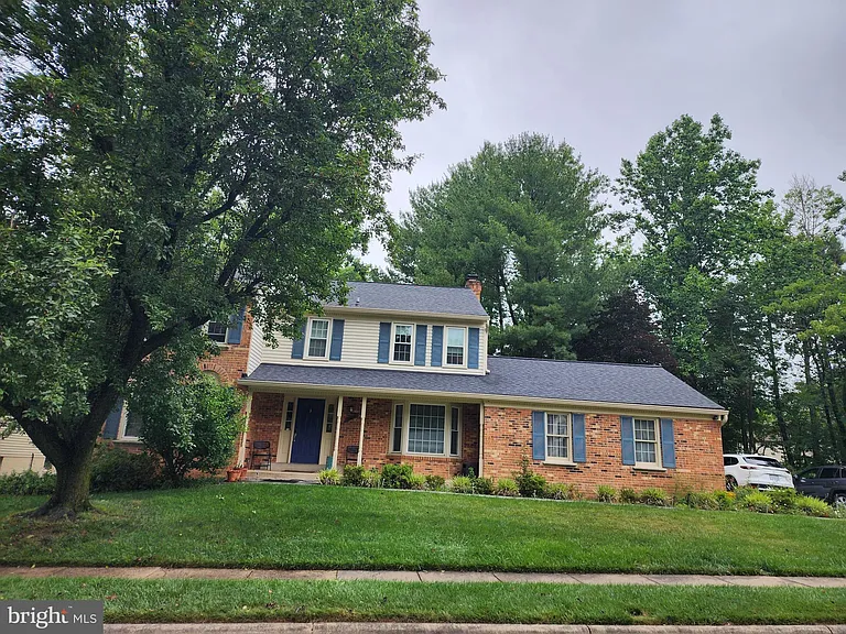 2026 Westwood Forest Dr — Photo 1
