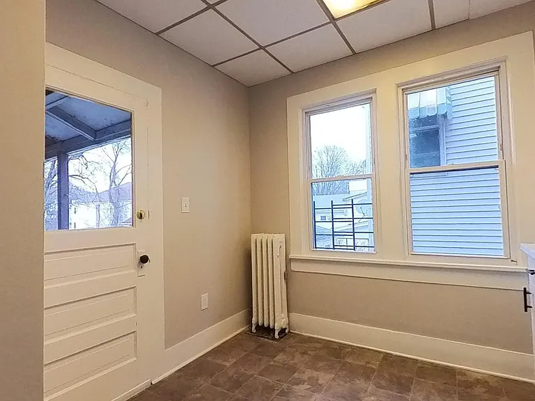 1715 Sanderson Ave #1 — Photo 9