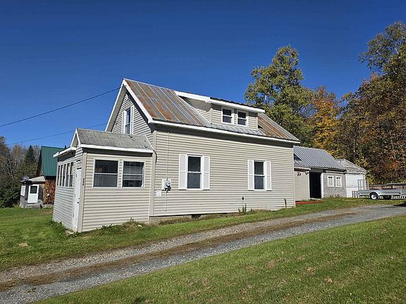 3rd image of 360 Pond Hill Road