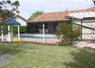 4th image of 8624 NW 57th Ct