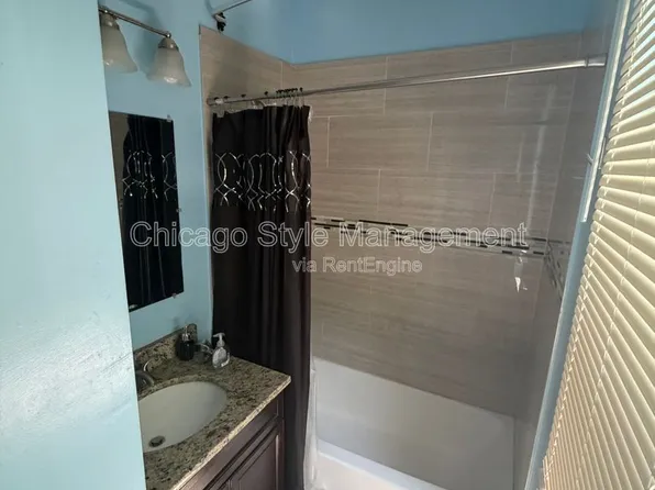 8756 S Exchange Ave, Chicago, IL
