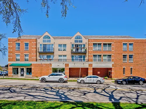 1800 Dewes St #305 Photo 1