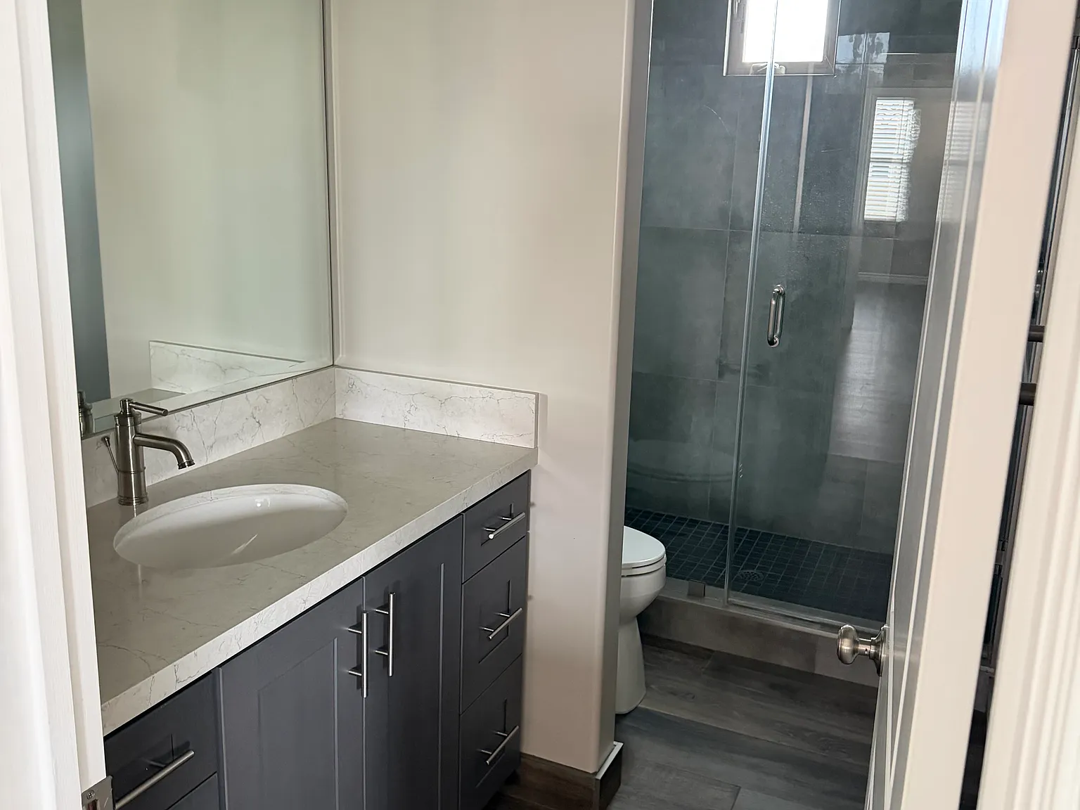 4 bed, 1960 sqft, $4,900 — Photo 3