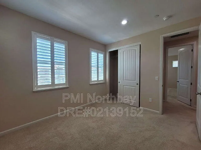 308 Aster St — Photo 12