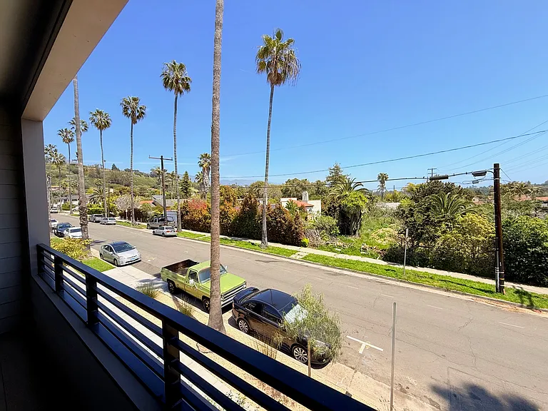 415 Old Coast Hwy #A — Photo 7